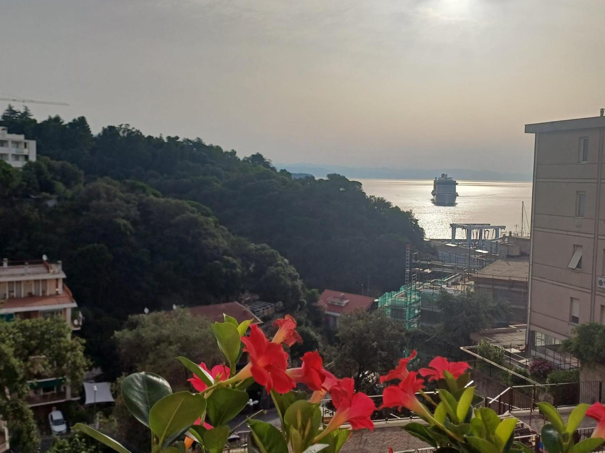 Appartamento Casa Scotto Savona Esterno foto